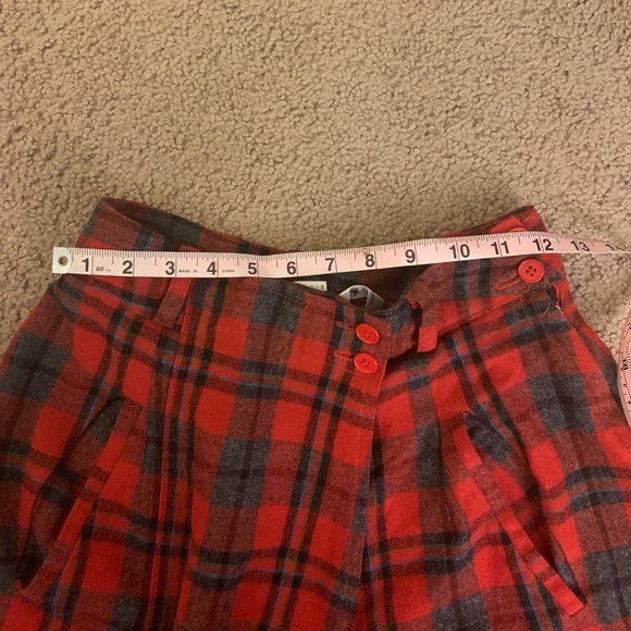 ❣️SOLD❣️High waisted wide leg plaid culottes - Picture 6 of 8